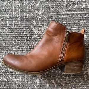 Lucky Brand Basel Leather Ankle Booties Stacked Heel Zipper Size 8.5